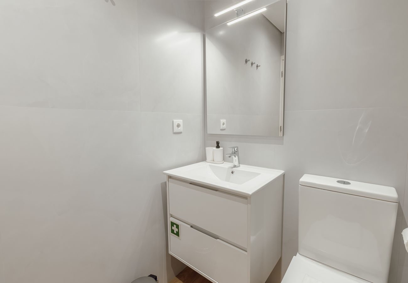 Apartment in Porto - Cozy Bonfim 3 by Hosty