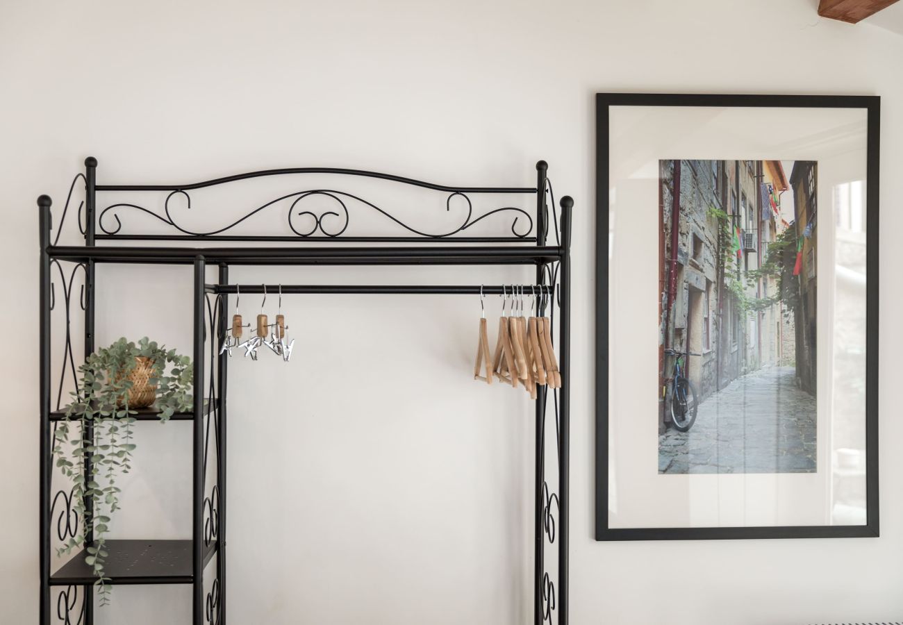 Apartment in Porto - Clérigos Design 6 Laurear a Pevide