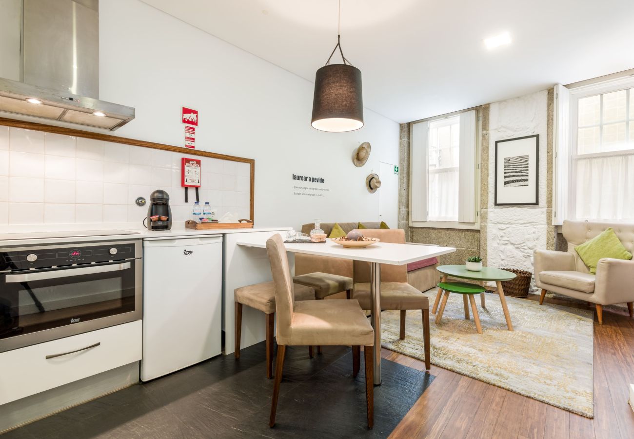 Apartment in Porto - Clérigos Design 6 Laurear a Pevide