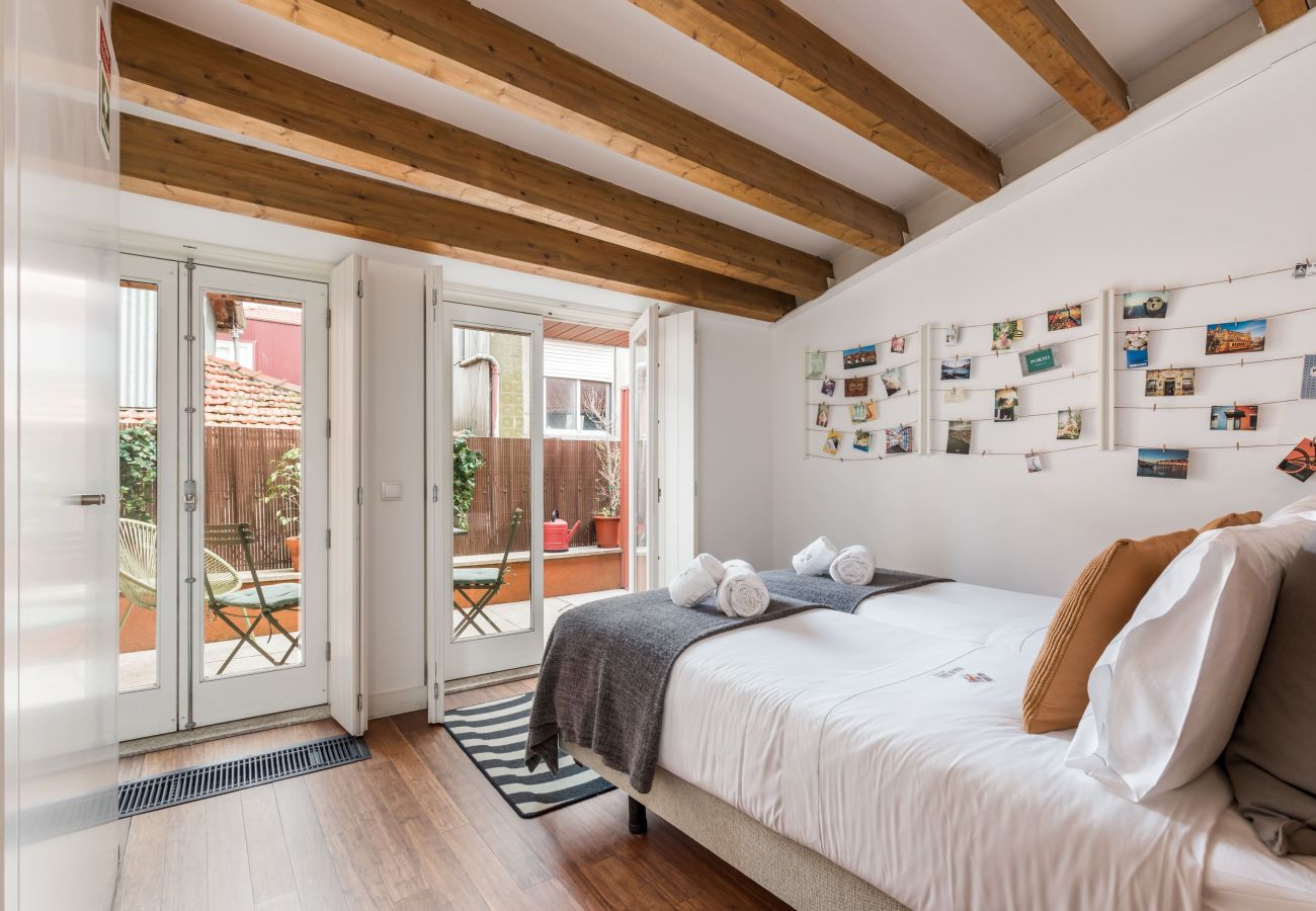 Apartment in Porto - Clérigos Design 7 Amena Cavaqueira