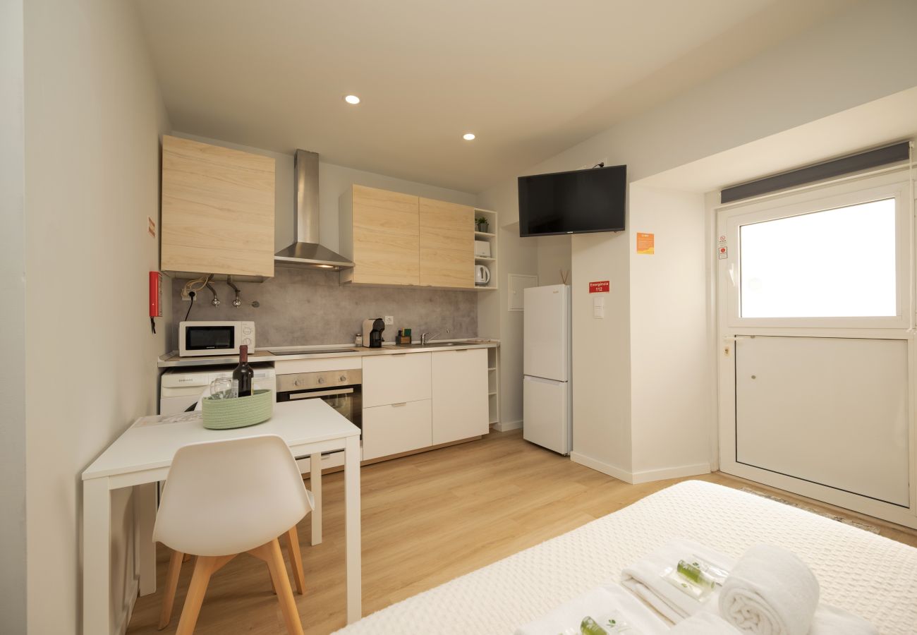 Studio in Loures - City Garden Studio by Hosty