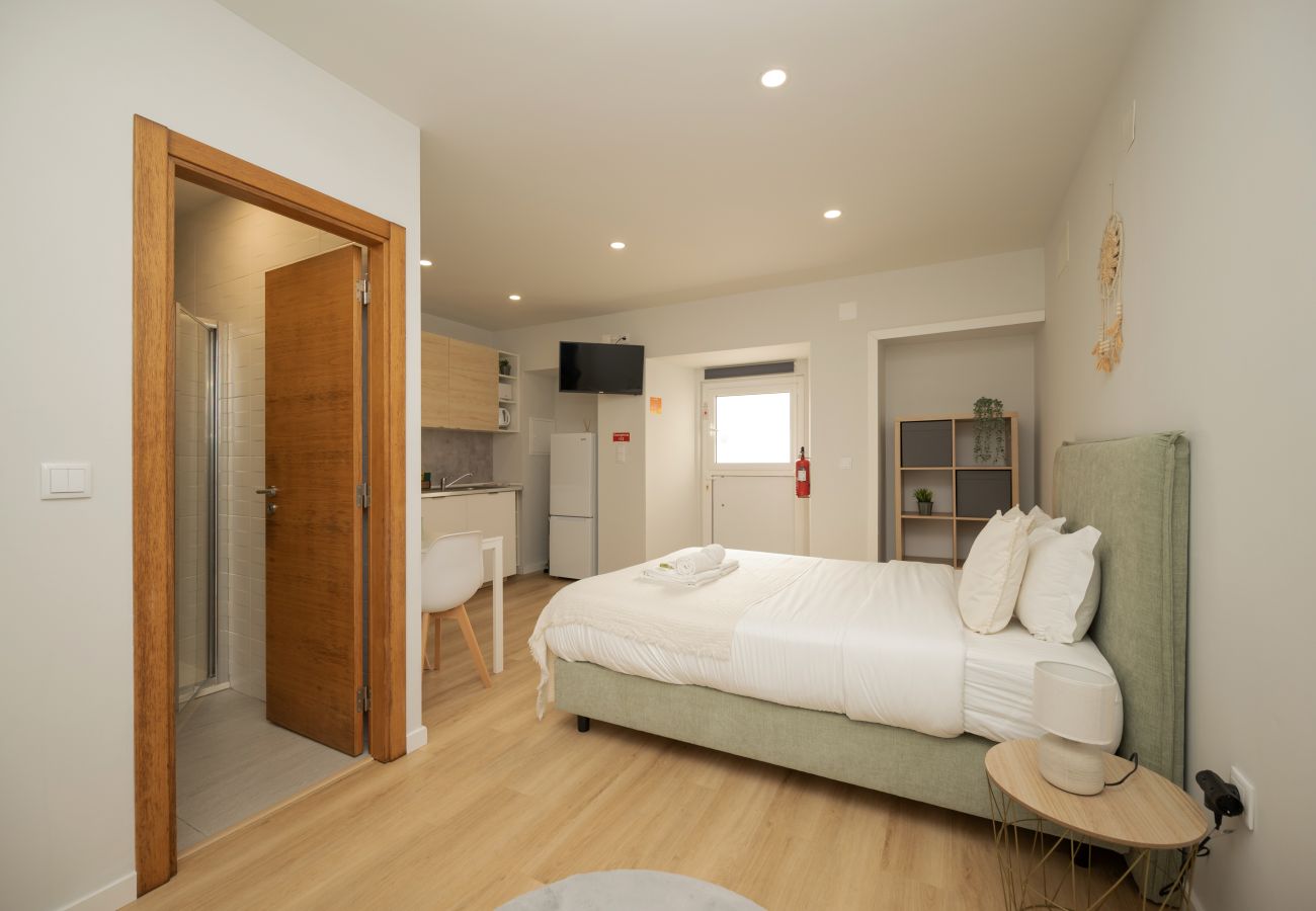 Studio in Loures - City Garden Studio by Hosty