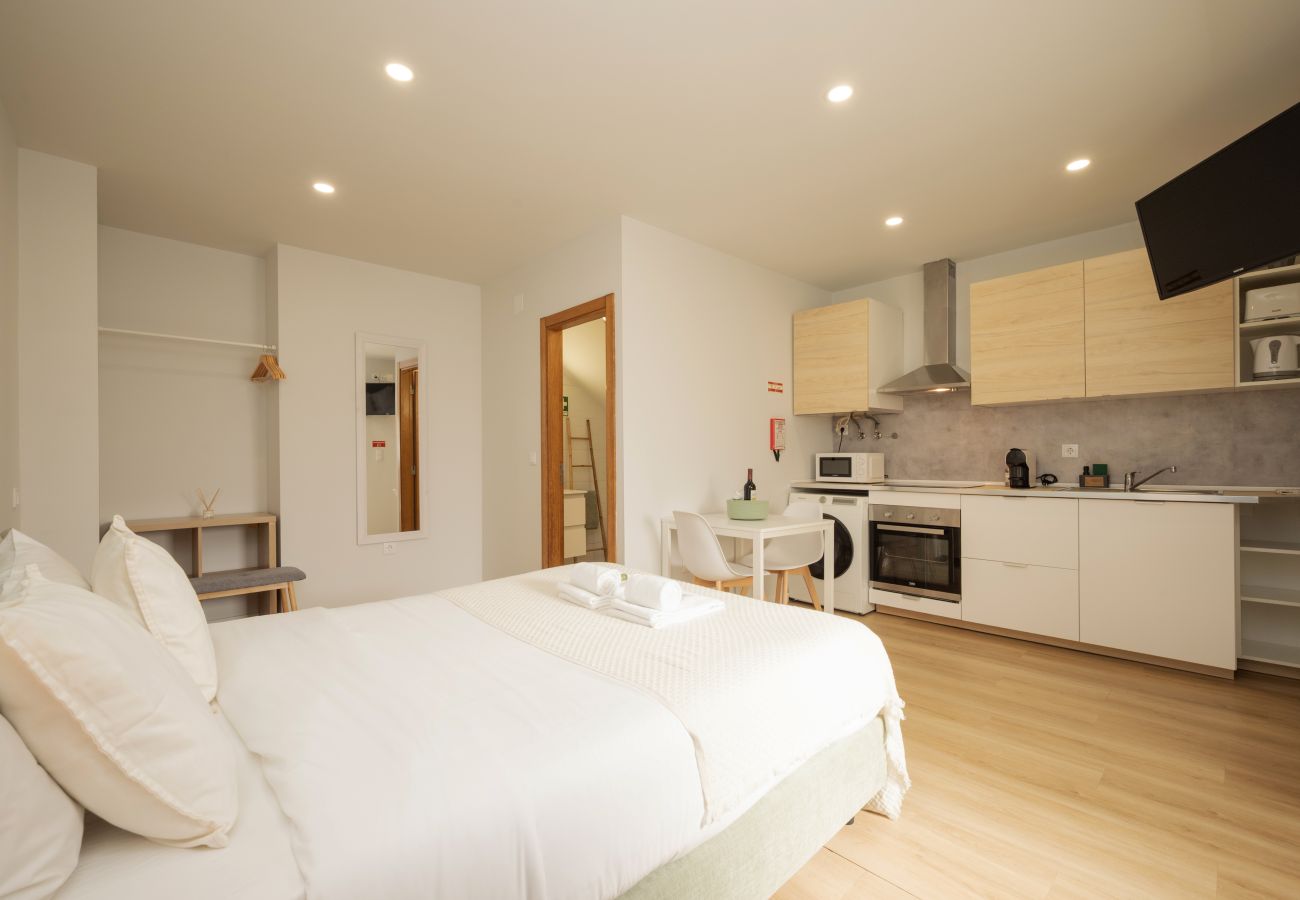 Studio in Loures - City Garden Studio by Hosty