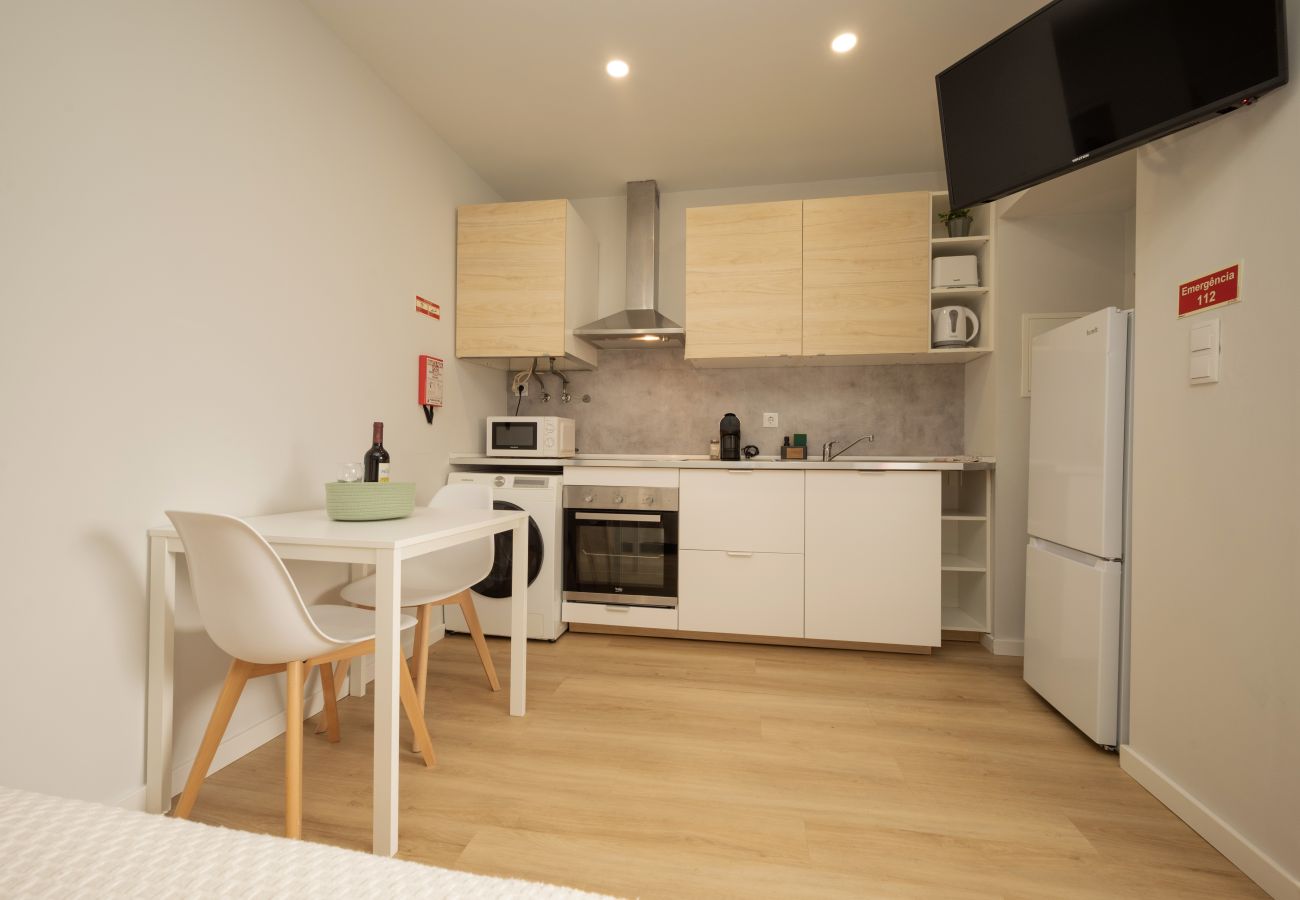 Studio in Loures - City Garden Studio by Hosty