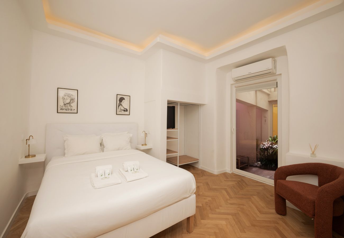 Rent by room in Lisbon - Four Horizons IV Kinshasa by Hosty