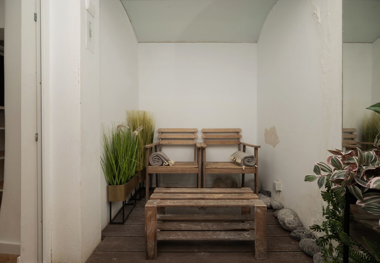 Rent by room in Lisbon - Four Horizons IV Kinshasa by Hosty