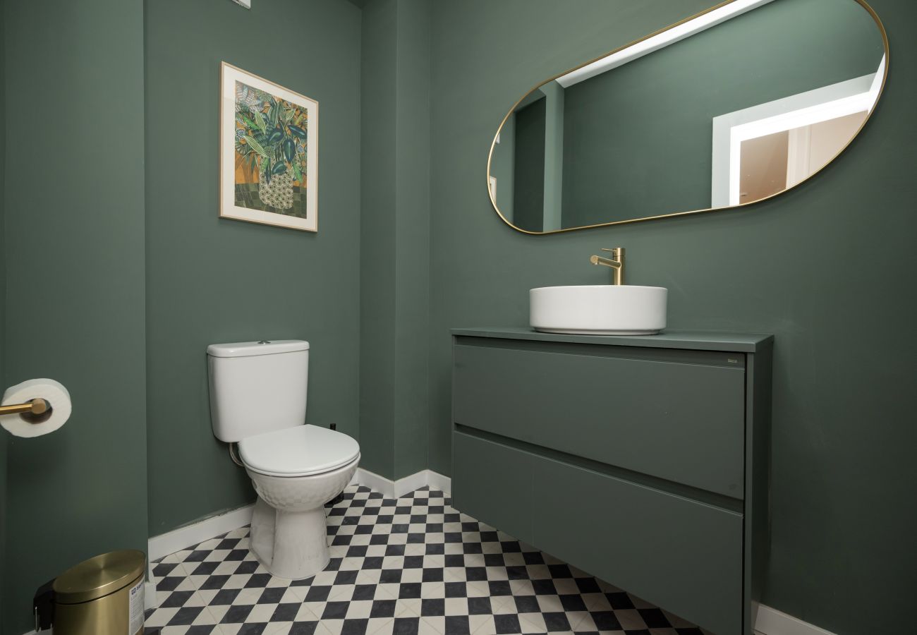 Rent by room in Lisbon - Four Horizons IV Kinshasa by Hosty