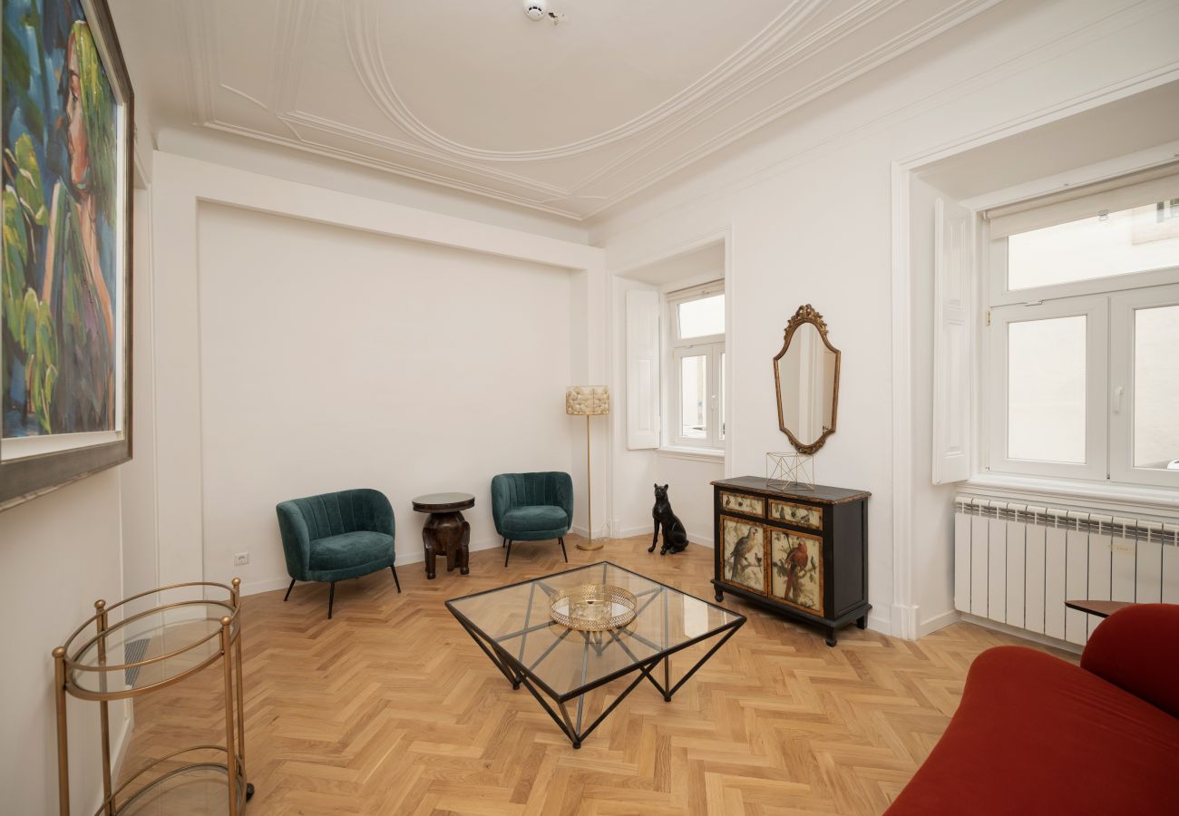 Rent by room in Lisbon - Four Horizons IV Kinshasa by Hosty