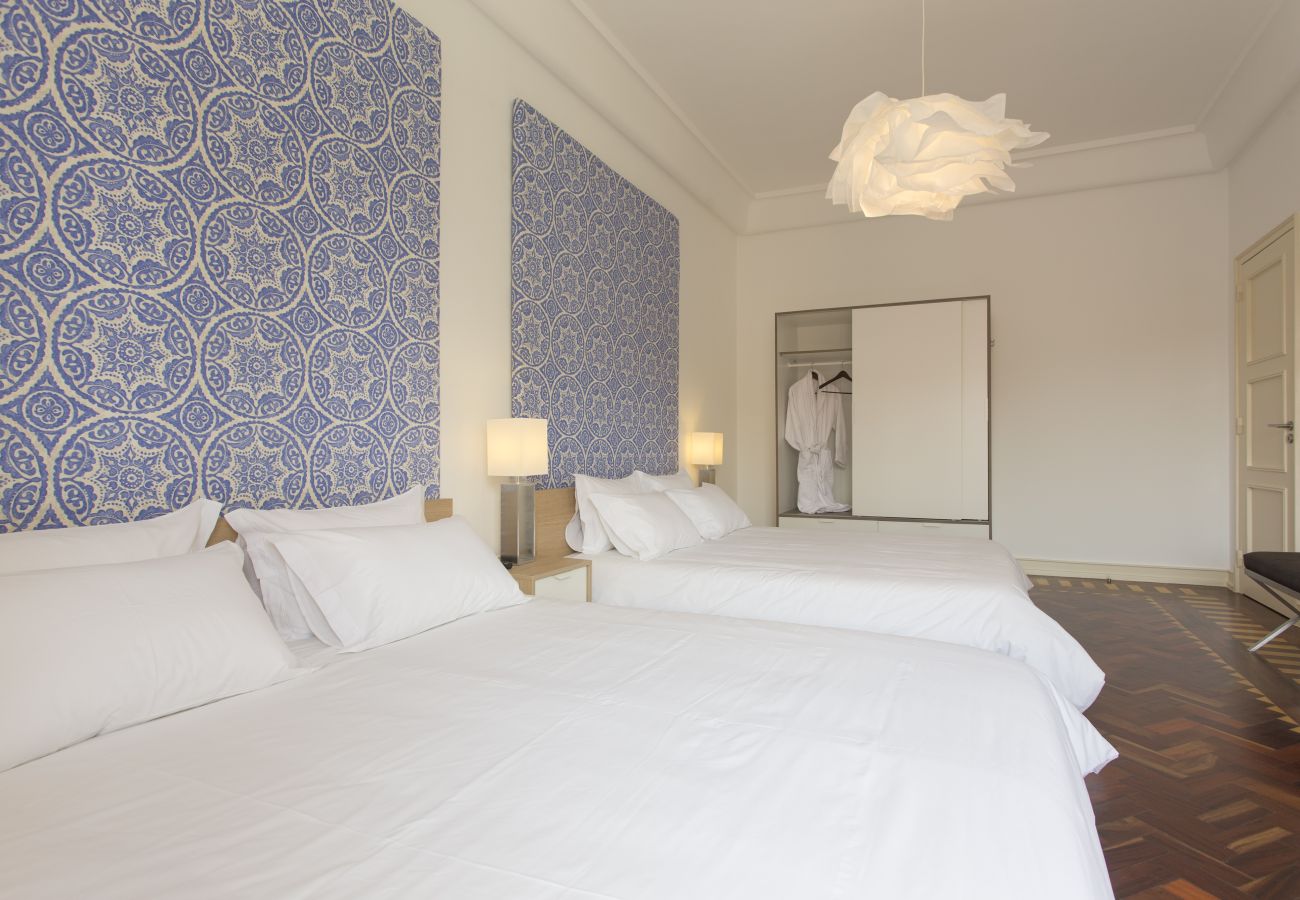 Rent by room in Lisbon - Gaspar House in Areeiro Room III by Hosty