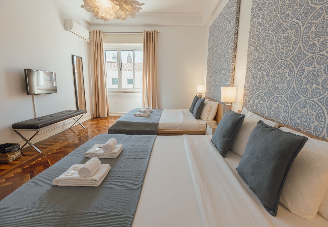 Rent by room in Lisbon - Gaspar House in Areeiro Room III by Hosty