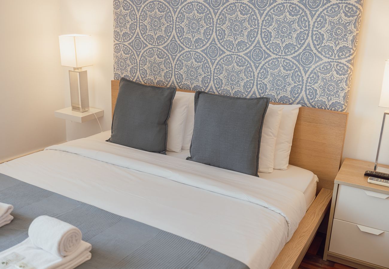 Rent by room in Lisbon - Gaspar House in Areeiro Room III by Hosty