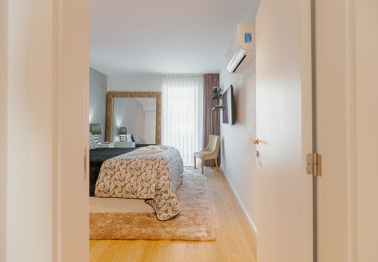 Apartment in Canidelo - Luxury Beach House