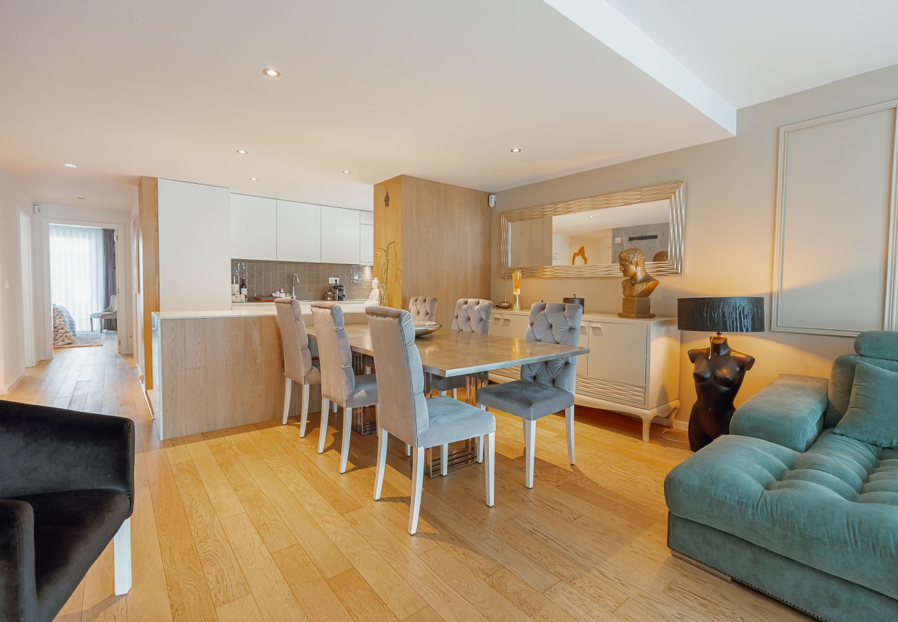 Apartment in Canidelo - Luxury Beach House