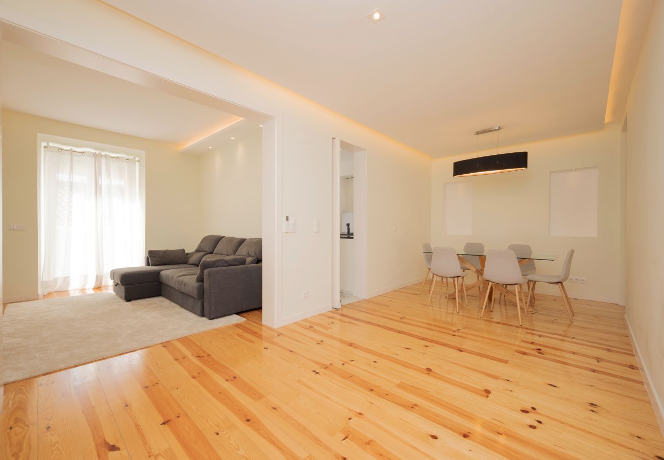 Apartment in Lisbon - Lapa Design II By Hosty