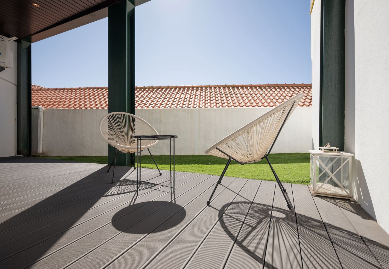 Apartment in Lisbon - Lapa Design II By Hosty