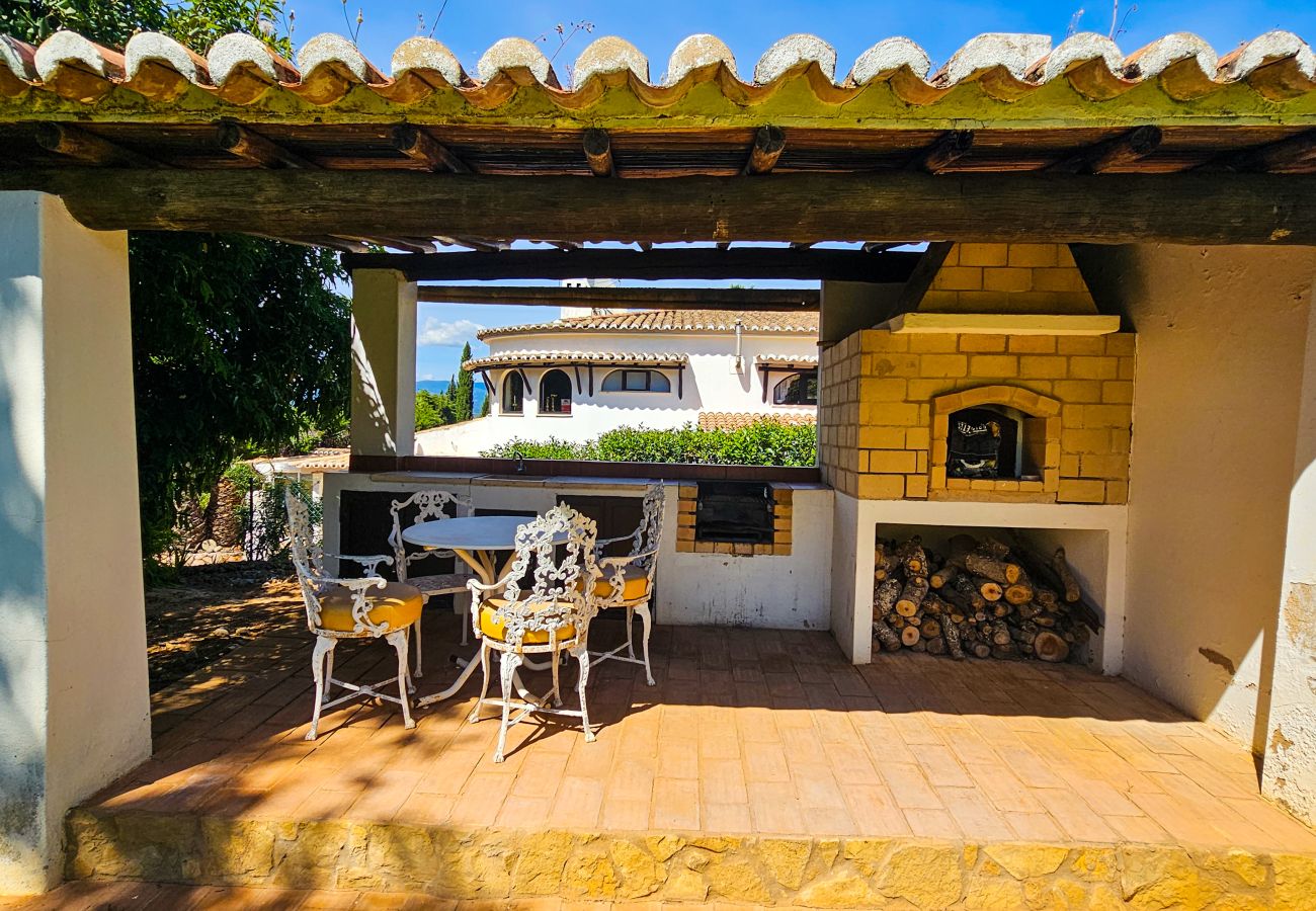 Villa in Portimão - Alvor Private Pool Villa | Large Garden & Peace