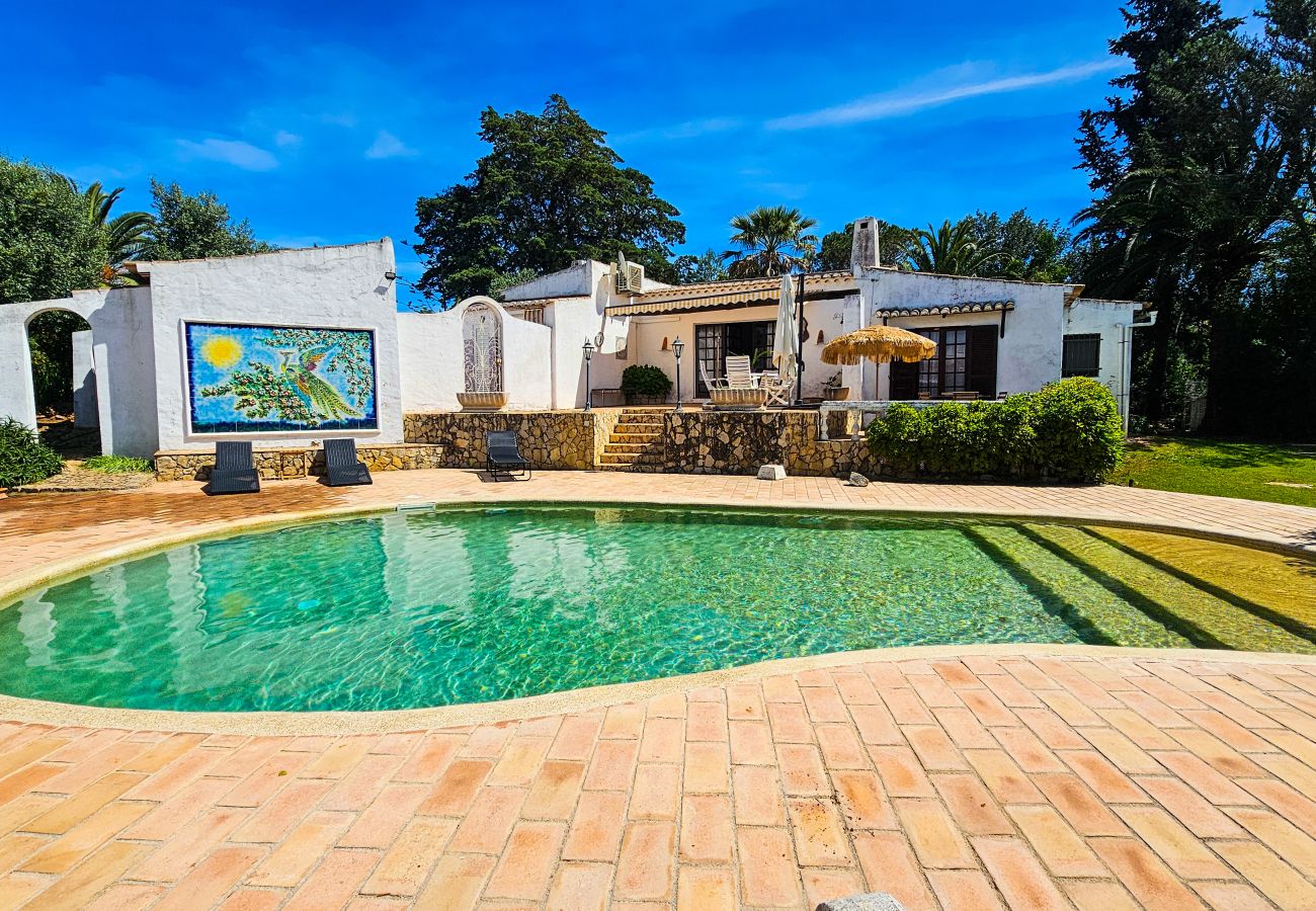 Villa in Portimão - Alvor Private Pool Villa | Large Garden & Peace