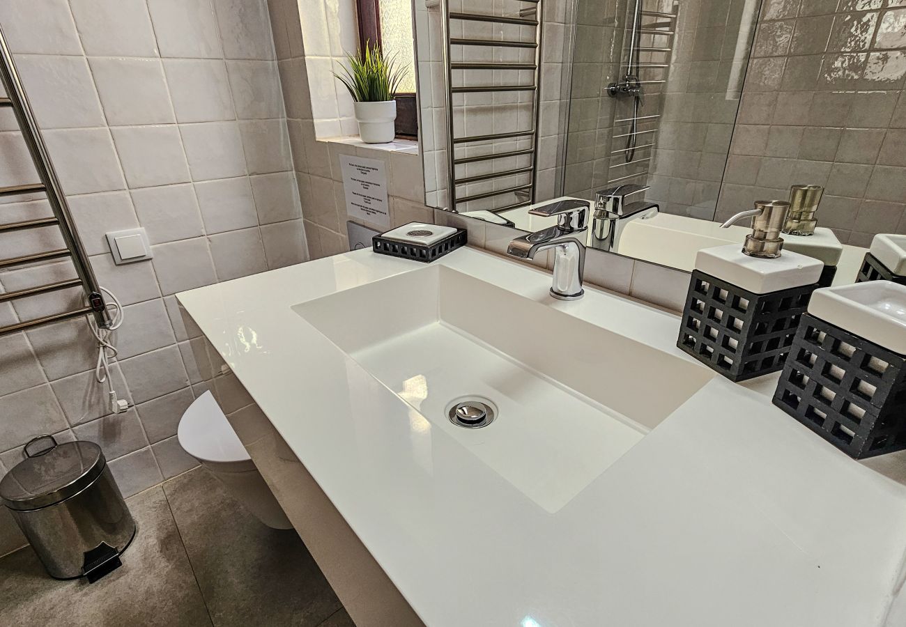 Villa in Portimão - Alvor Private Pool Villa | Large Garden & Peace