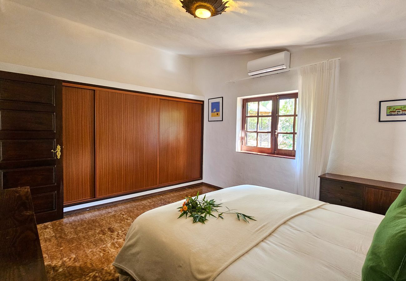 Villa in Portimão - Alvor Private Pool Villa | Large Garden & Peace