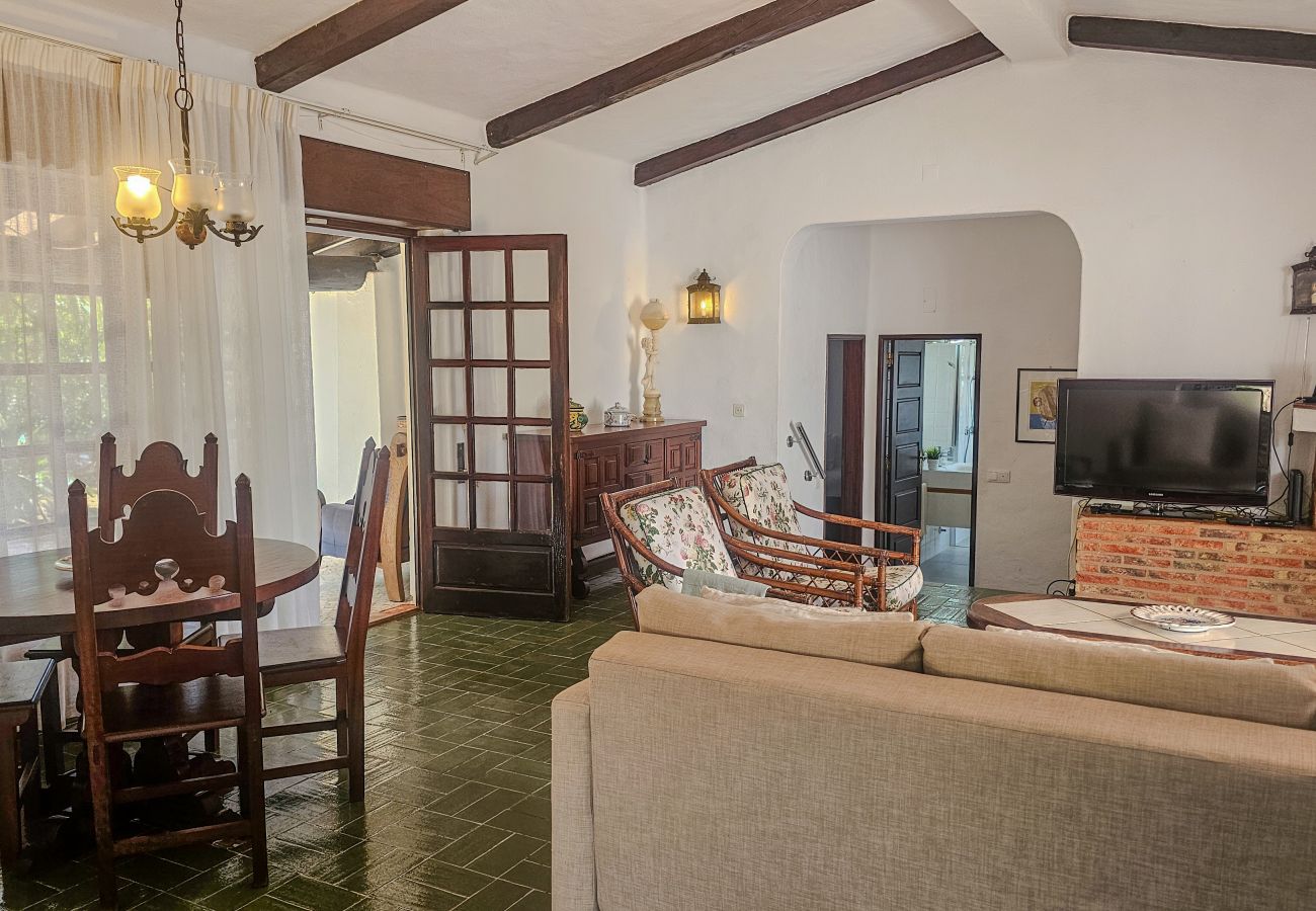 Villa in Portimão - Alvor Private Pool Villa | Large Garden & Peace