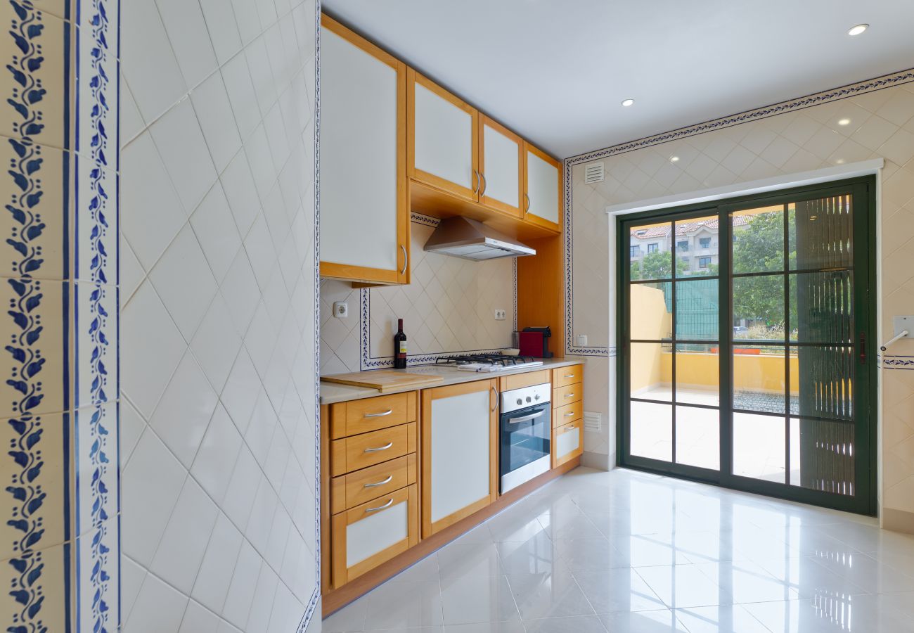 Apartment in Cascais - Carcavelos Design W/Terrace by Hosty