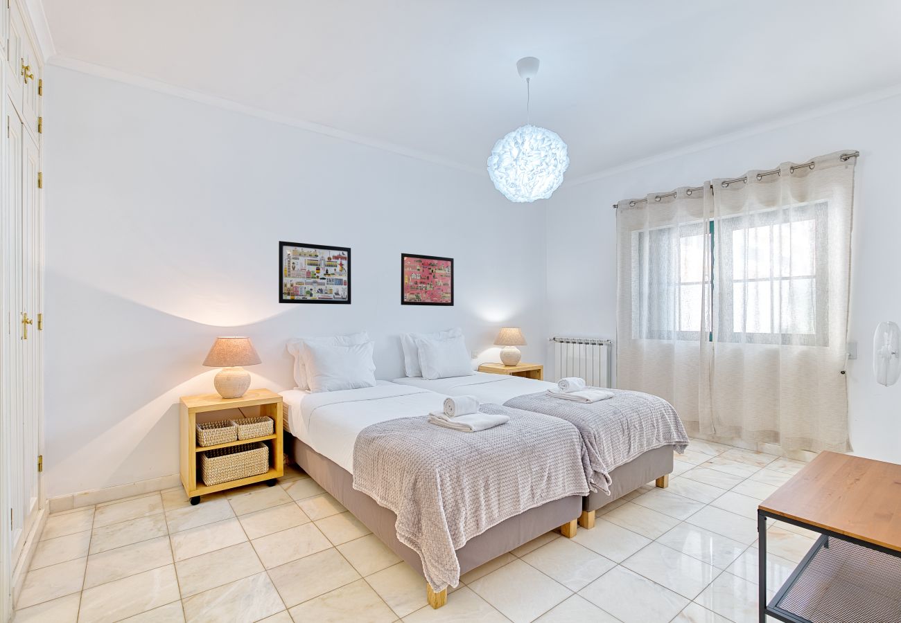 Apartment in Cascais - Carcavelos Design W/Terrace by Hosty