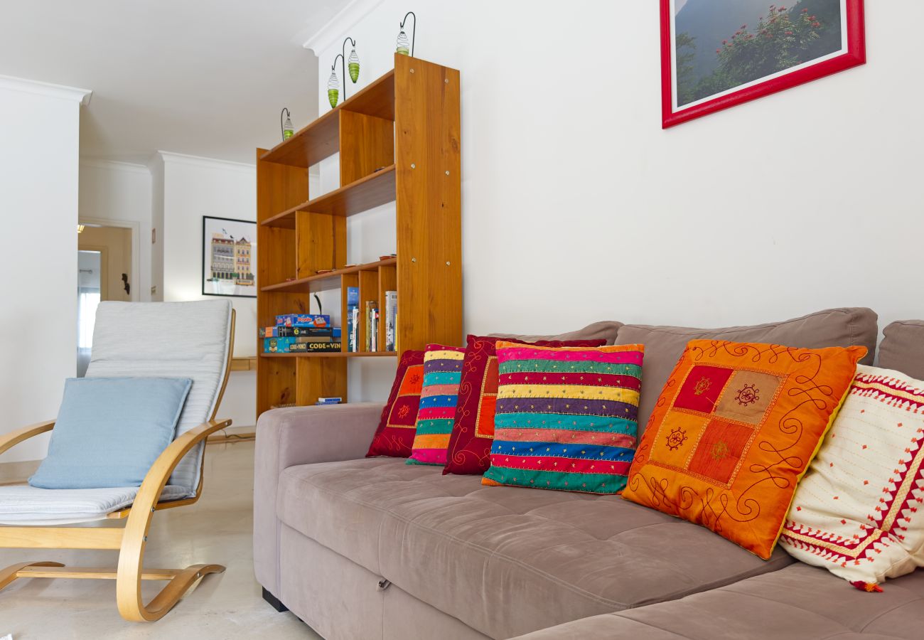 Apartment in Cascais - Carcavelos Design W/Terrace by Hosty